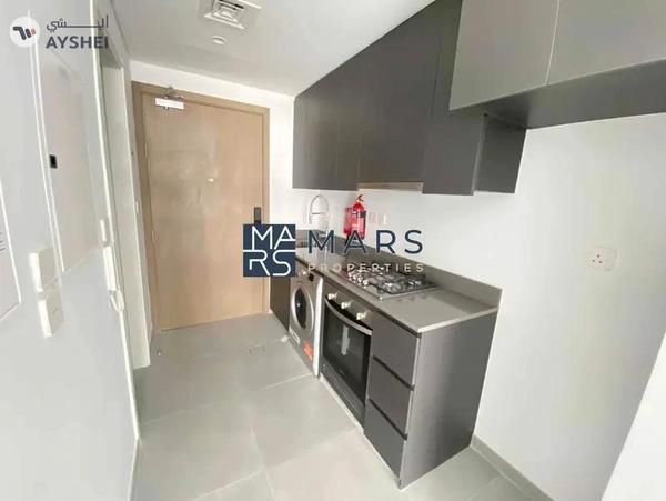 The Lavish & Capacious Studio Apartment with Amenities in Tiraz Aljada