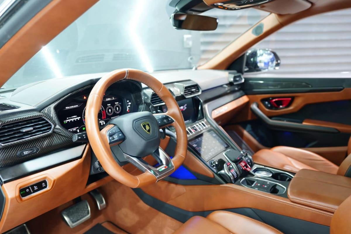 Lamborghini Urus S 60th Anniversary-9-9