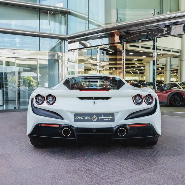 2022 FERRARI F8 TRIBUTO DONE ONLY 1300KM