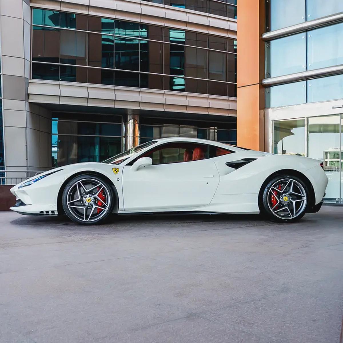 2022 FERRARI F8 TRIBUTO DONE ONLY 1300KM-4-4