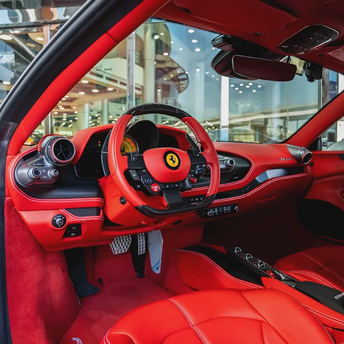 2022 FERRARI F8 TRIBUTO DONE ONLY 1300KM-5-5