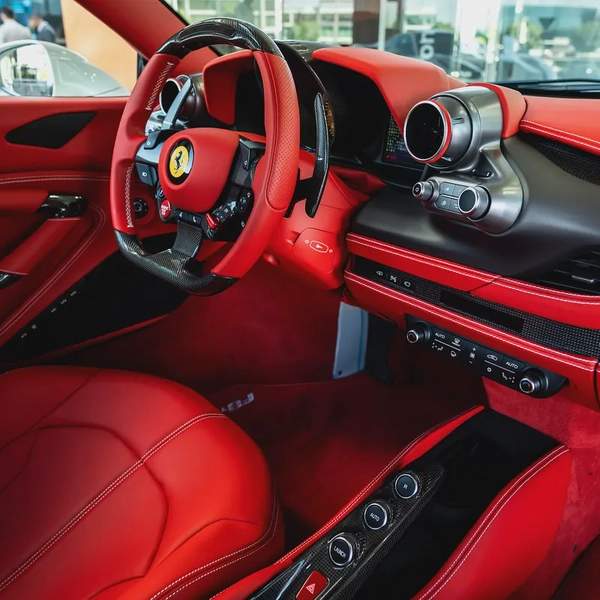 2022 FERRARI F8 TRIBUTO DONE ONLY 1300KM