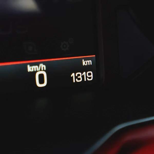 2022 FERRARI F8 TRIBUTO DONE ONLY 1300KM