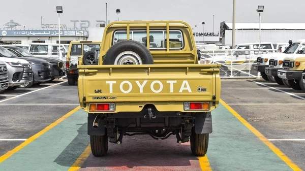 Toyota Land Cruiser Pick Up Classic 4.5L V8 Double Tank
