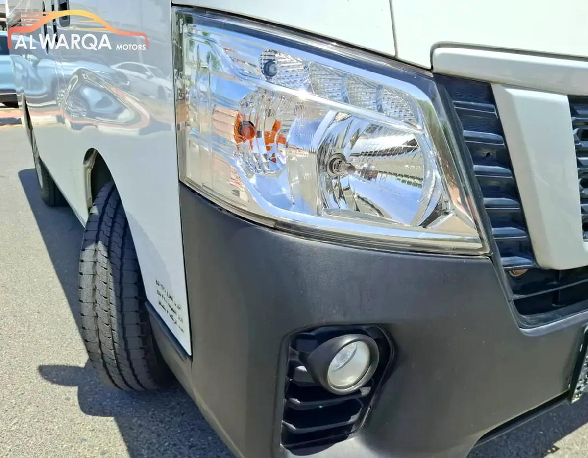 Nissan Urvan Other-10-10