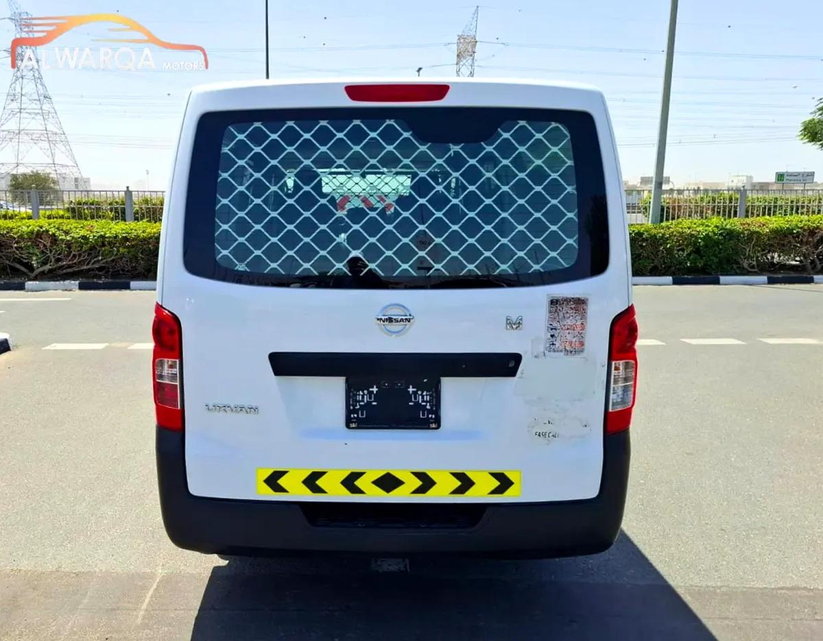 Nissan Urvan Other-13-13