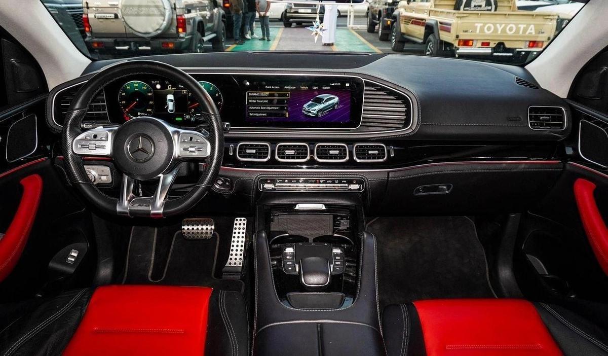 Mercedes-Benz GLE 53 AMG-4-4