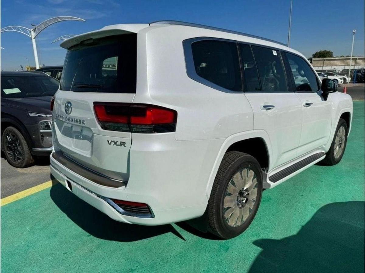 Toyota Land Cruiser VXR 3.5L PETROL FULL OPTION 2026 GCC-4-4