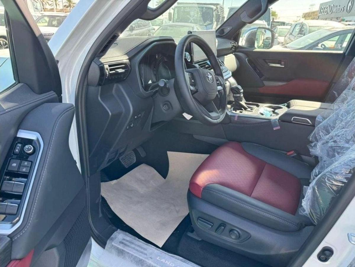 Toyota Land Cruiser VXR 3.5L PETROL FULL OPTION 2026 GCC-9-9