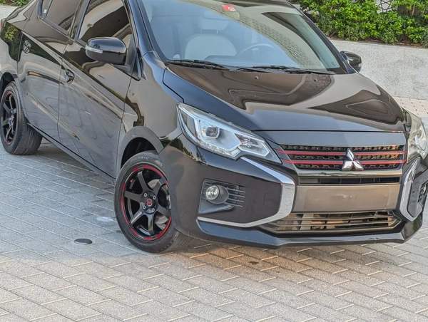 Mitsubishi Attrage 2022 GCC Signature Edition With Low KM Perfect Family Sedan