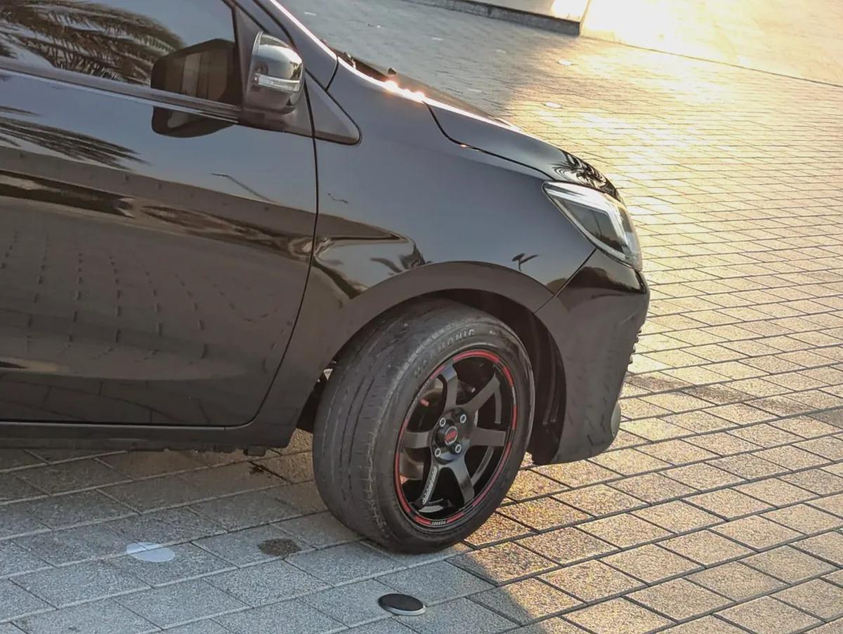 Mitsubishi Attrage 2022 GCC Signature Edition With Low KM Perfect Family Sedan-6-6