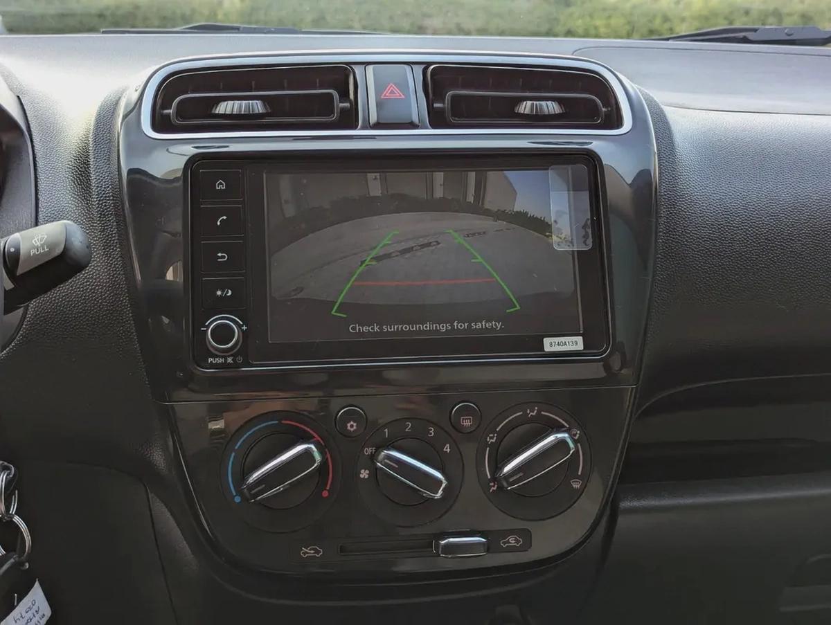 Mitsubishi Attrage 2022 GCC Signature Edition With Low KM Perfect Family Sedan-15-15