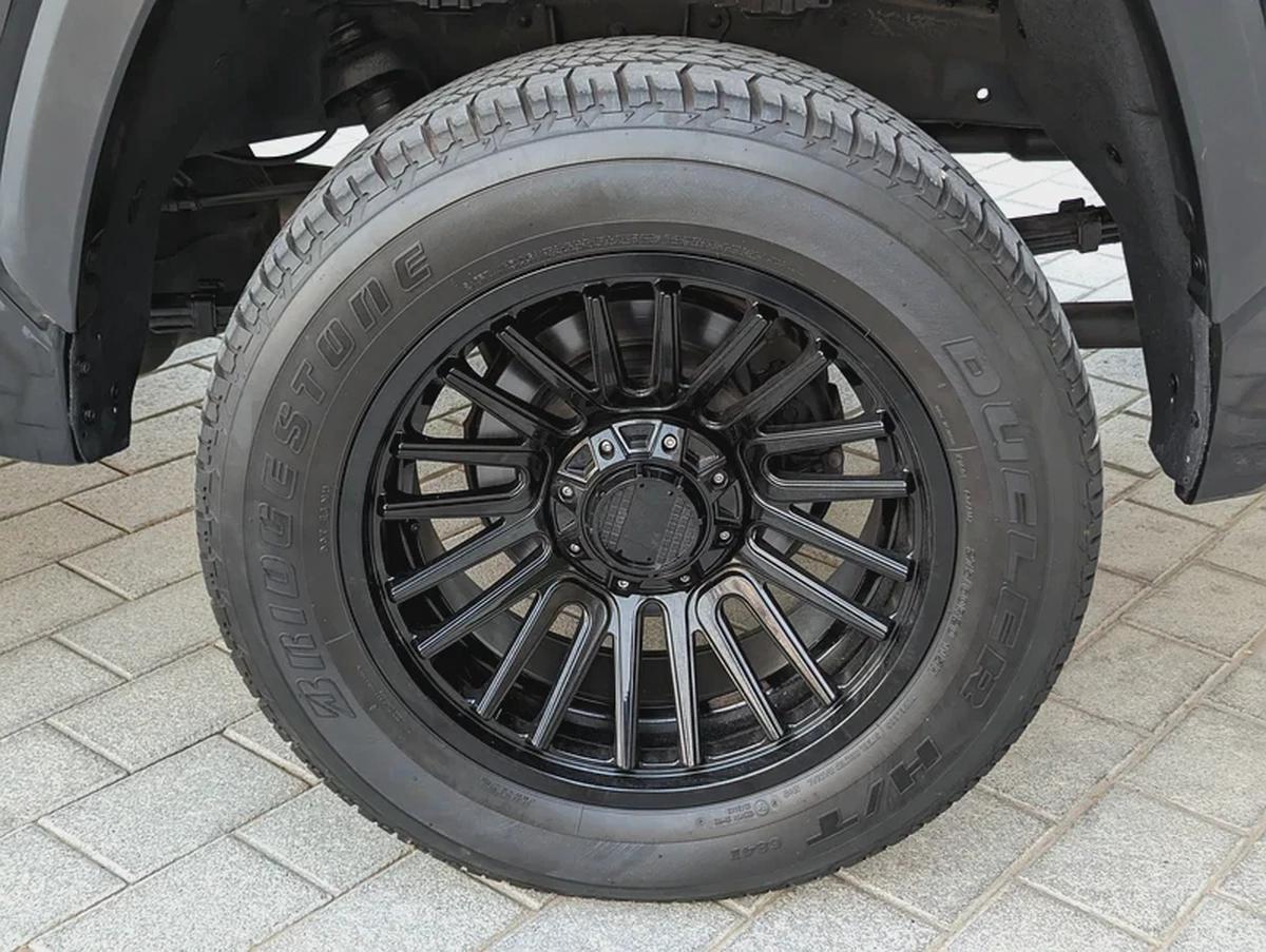 TOYOTA TUNDRA 2014 FACELIFTED 2025 1794 EDITION 4X4 4DOORS V8 5.7L IN EXCELLENT CONDITION-13-13