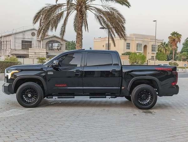 TOYOTA TUNDRA 2014 FACELIFTED 2025 1794 EDITION 4X4 4DOORS V8 5.7L IN EXCELLENT CONDITION