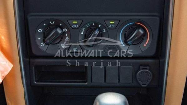 Toyota Fortuner Toyota Fortuner 2.7L Petrol 4V 4*2 MY2024