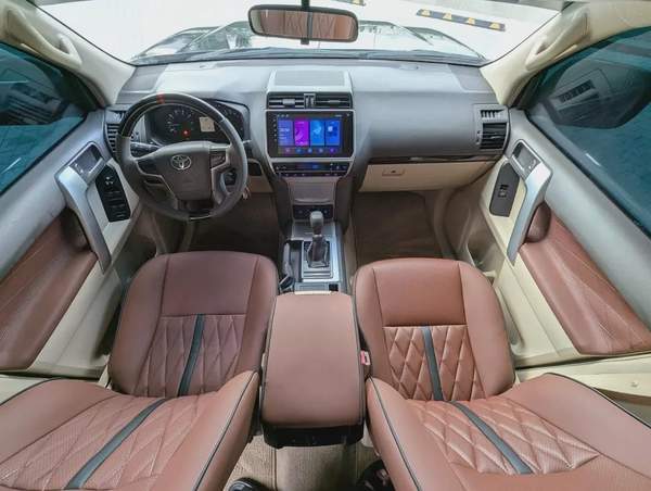 TOYOTA PRADO 2019 GCC V4 2.7L ACCIDENT FREE IN EXCELLENT CONDITION