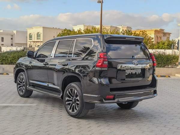 TOYOTA PRADO 2019 GCC V4 2.7L ACCIDENT FREE IN EXCELLENT CONDITION