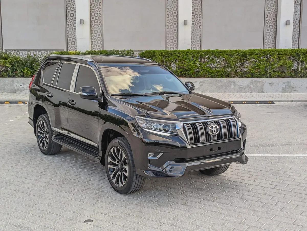 TOYOTA PRADO 2019 GCC V4 2.7L ACCIDENT FREE IN EXCELLENT CONDITION-19-19