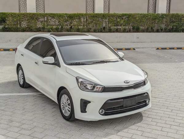 Kia Pegas 2020, MPI Top, GCC Premium Condition With Low KM Perfect Family Sedan With Sunroof and Nav