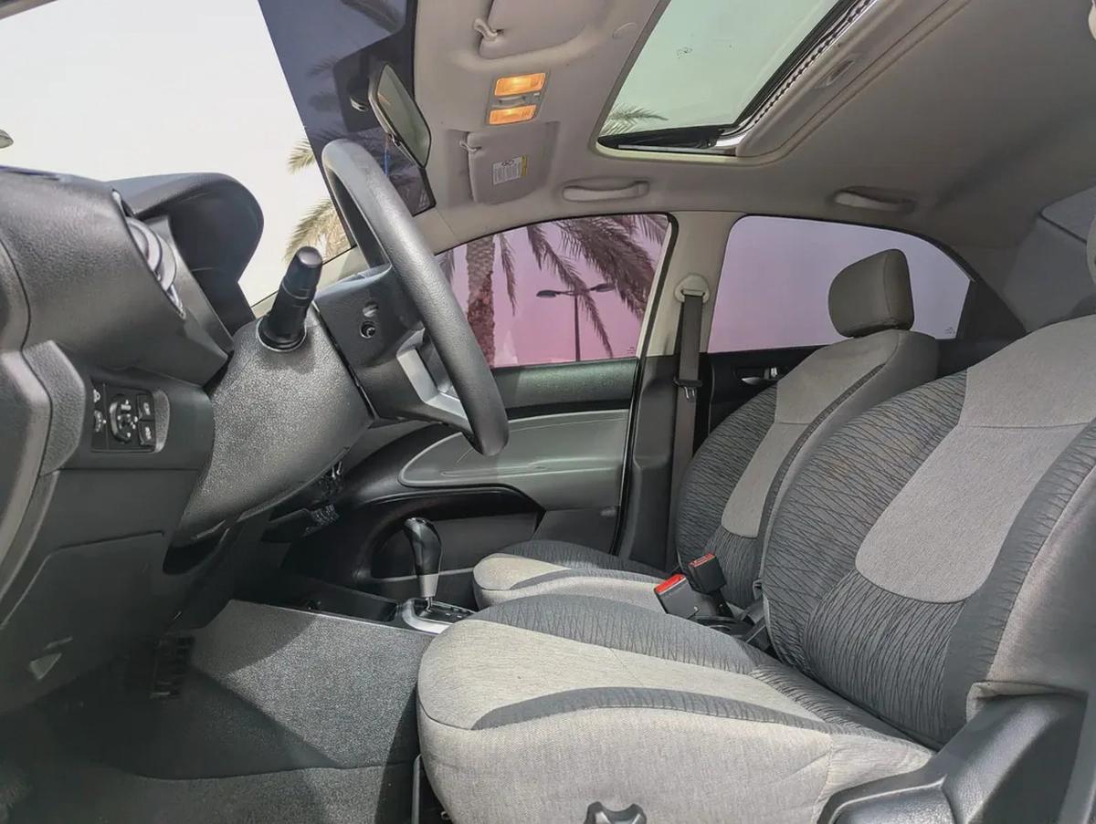 Kia Pegas 2020, MPI Top, GCC Premium Condition With Low KM Perfect Family Sedan With Sunroof and Nav-8-8