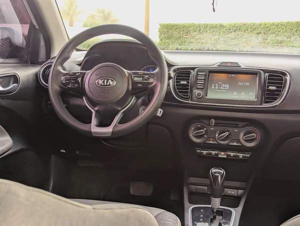 Kia Pegas 2020, MPI Top, GCC Premium Condition With Low KM Perfect Family Sedan With Sunroof and Nav