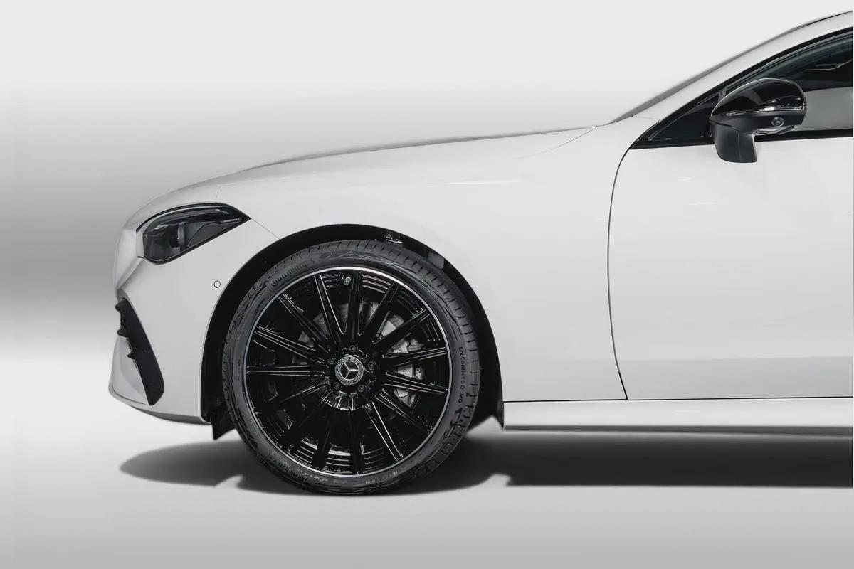 0% Downpayment | Mercedes-Benz Service And Warranty Package | AED 4,312 P/M-6-6