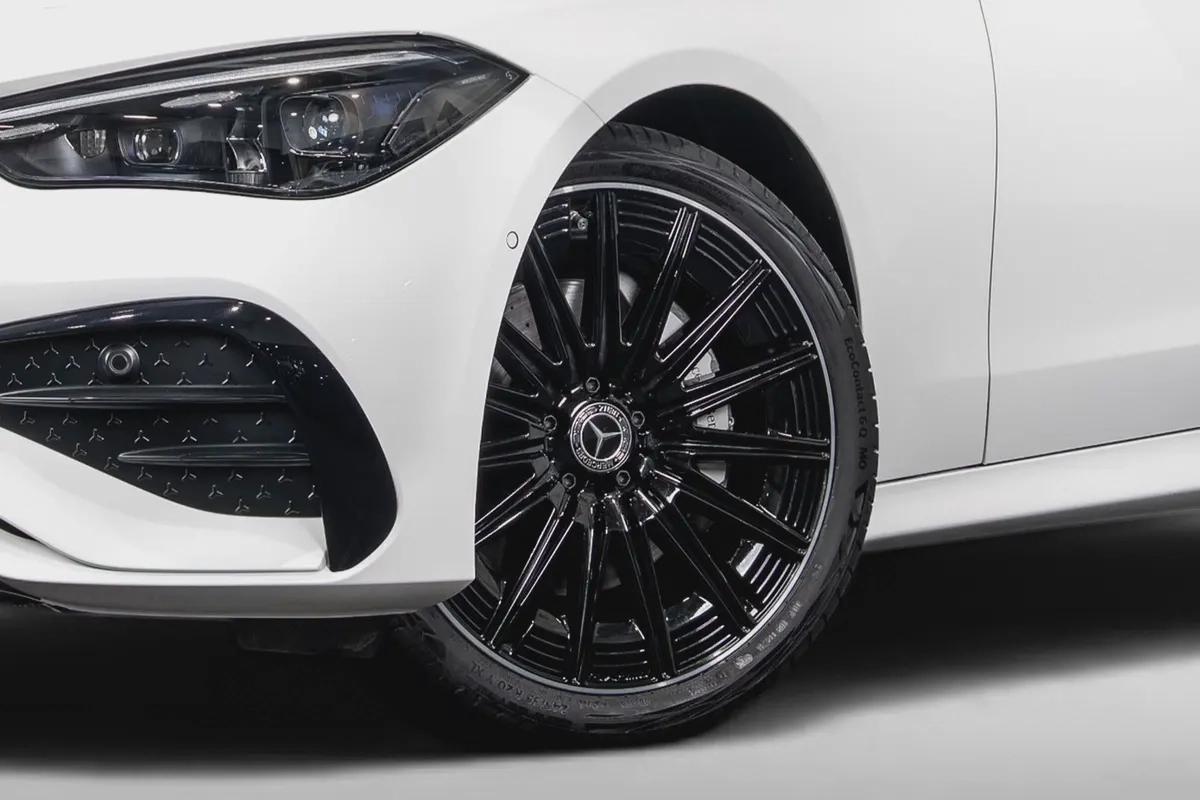 0% Downpayment | Mercedes-Benz Service And Warranty Package | AED 4,312 P/M-8-8