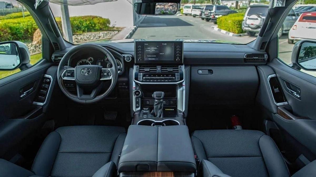 Toyota Land Cruiser TOYOTA LAND CRUISER GXR 3.5L PETROL FULL OPTION 0KM-11-11