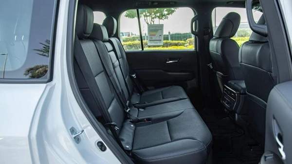 Toyota Land Cruiser TOYOTA LAND CRUISER GXR 3.5L PETROL FULL OPTION 0KM