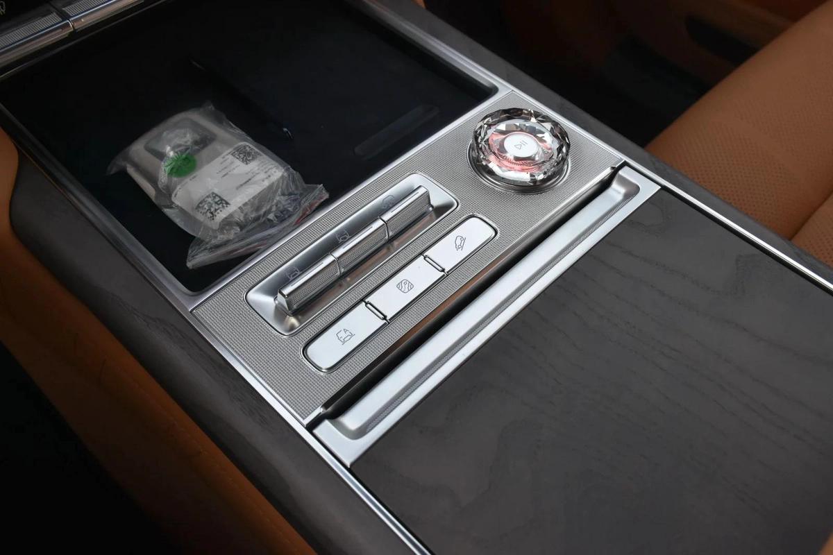 ZEEKR 9X 6 SEATS PHEV 2025 | WHITE-8-8