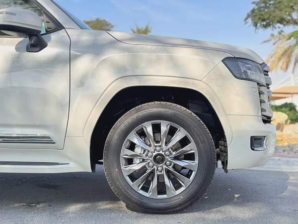 GXR TWIN TURBO / 2026 / 3 YEARS WARRANTY / FULL OPTION