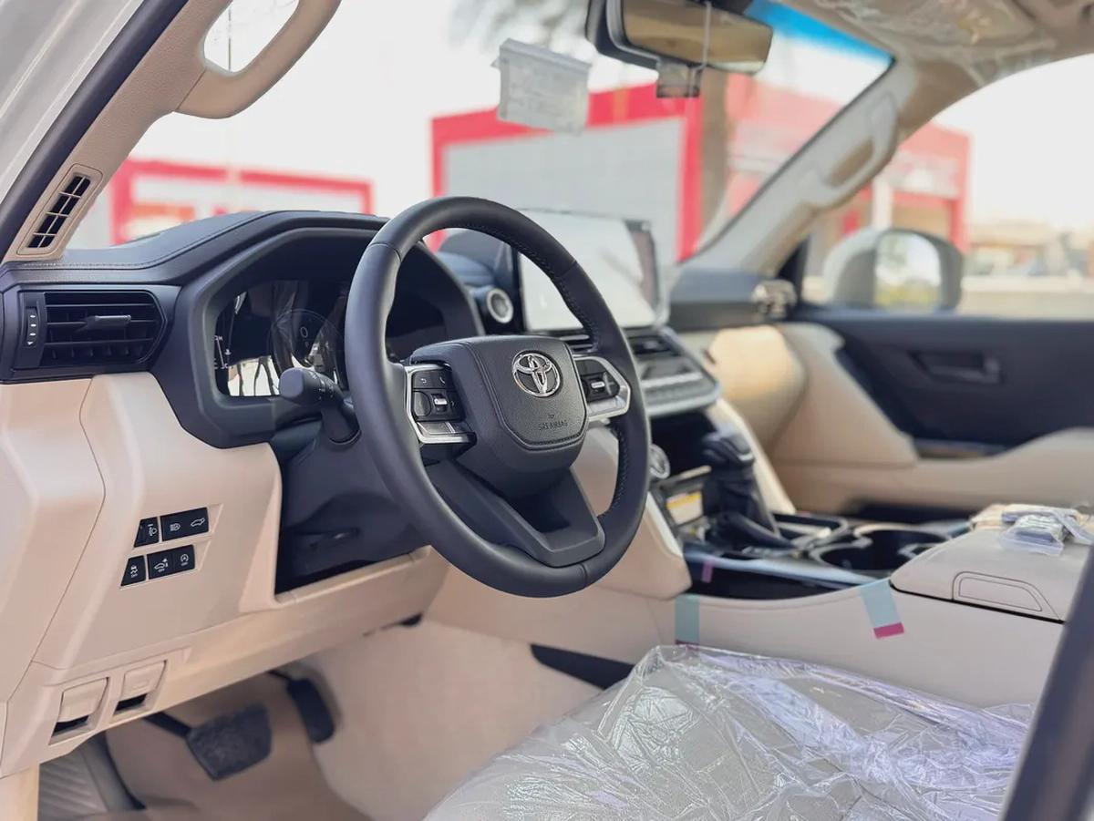 GXR TWIN TURBO / 2026 / 3 YEARS WARRANTY / FULL OPTION-9-9