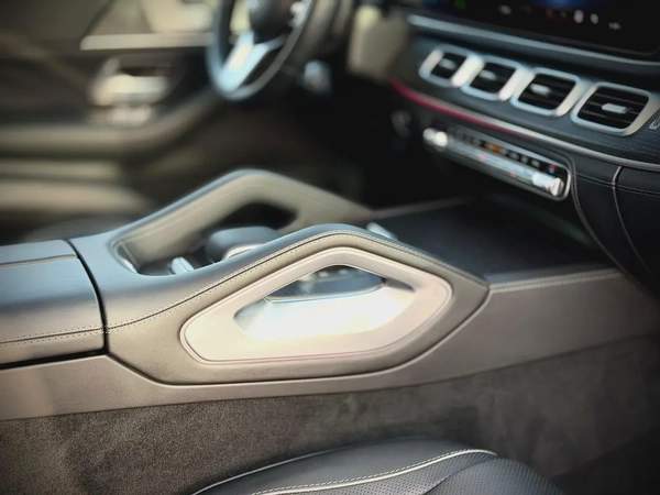 Mercedes-Benz GLS 450 – 2023