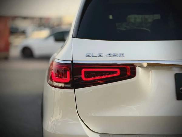 Mercedes-Benz GLS 450 – 2023