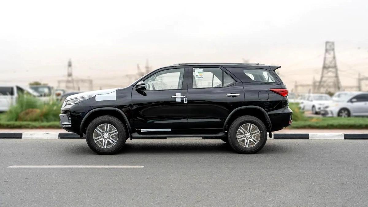 2026 Toyota Fortuner VX 4.0L AT Petrol (Black-Tan)-8-8