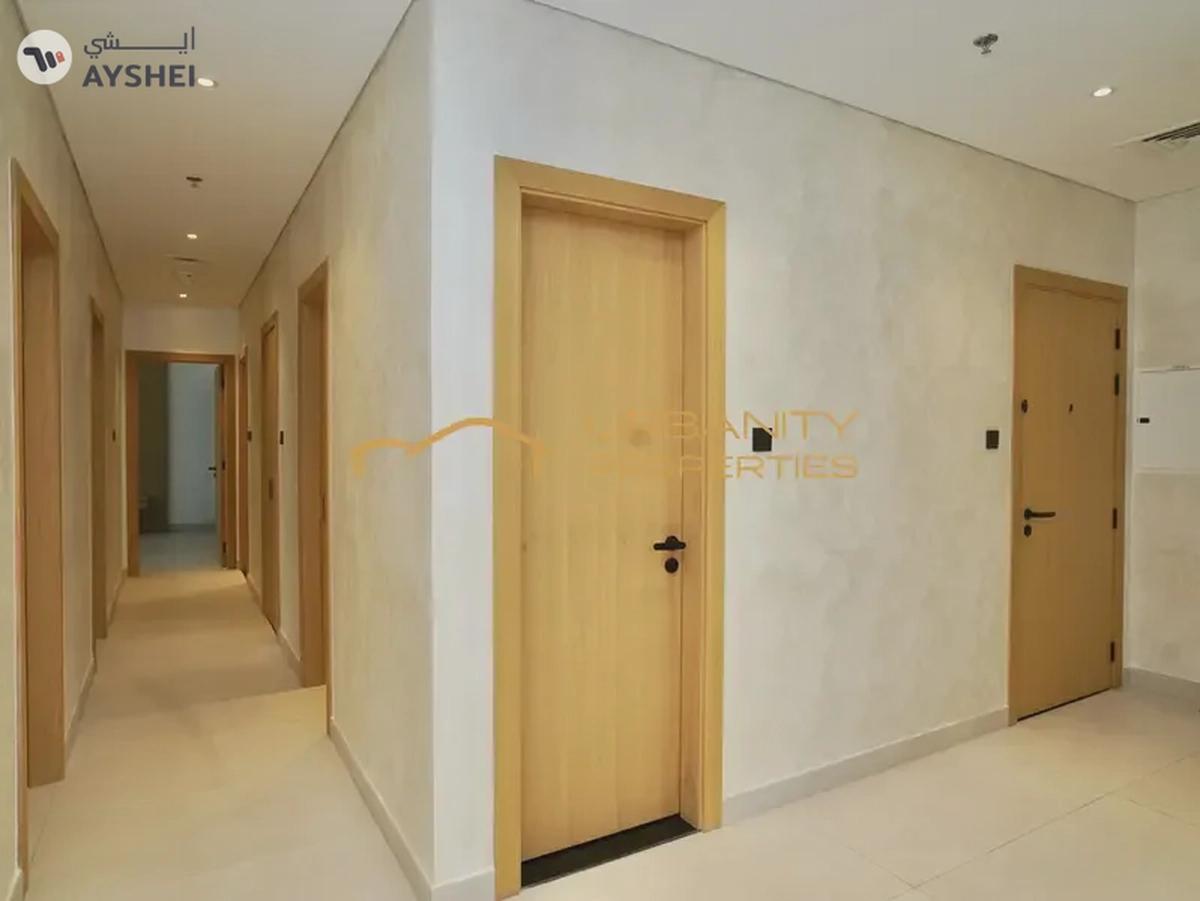 Spacious 3-Bedroom Apartment in Central 1, Business Bay-3-3
