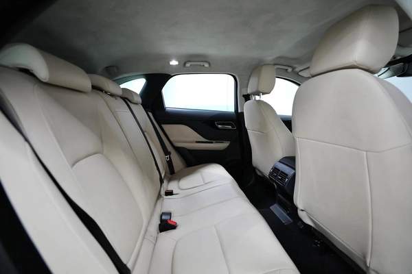 GCC | 1,400 AED Monthy | Free Insurance Registration | Warranty Till 2027