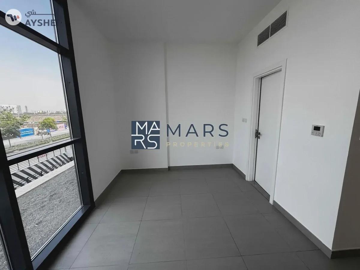 | BRAND NEW | 1 BEDROOM 2 BATHROOM | COUNTER KITCHEN |-4-4