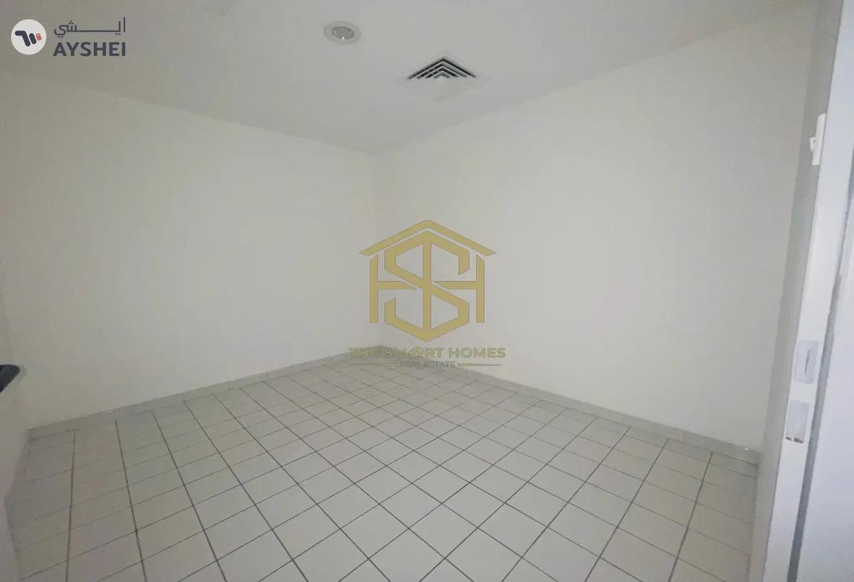 APARTMENT FOR RENT IN AL KHALEEJ CENTRE AREA, AL RAFFA-18-18