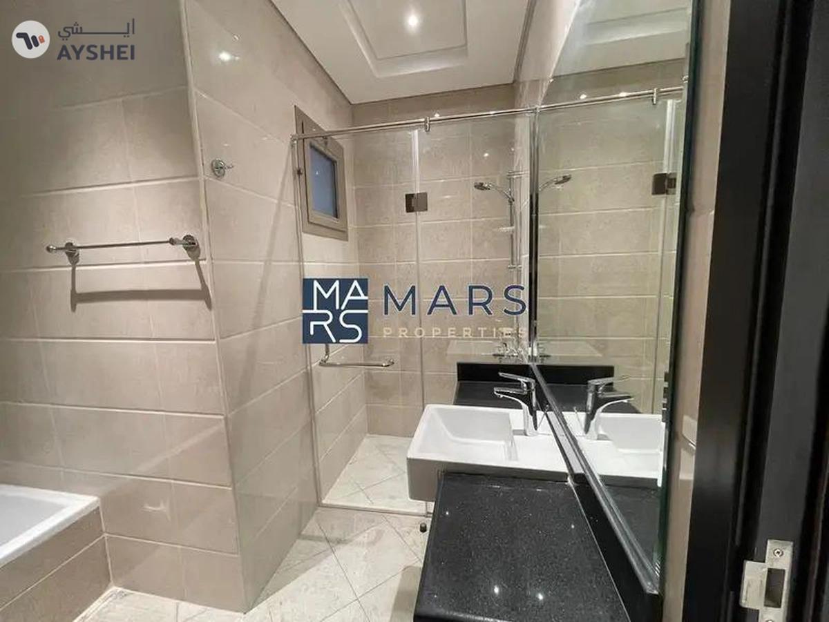 π Discover Luxury Living in Sharjah Garden City - A Majestic 5-Bedroom Villa Awaits You! π-11-11