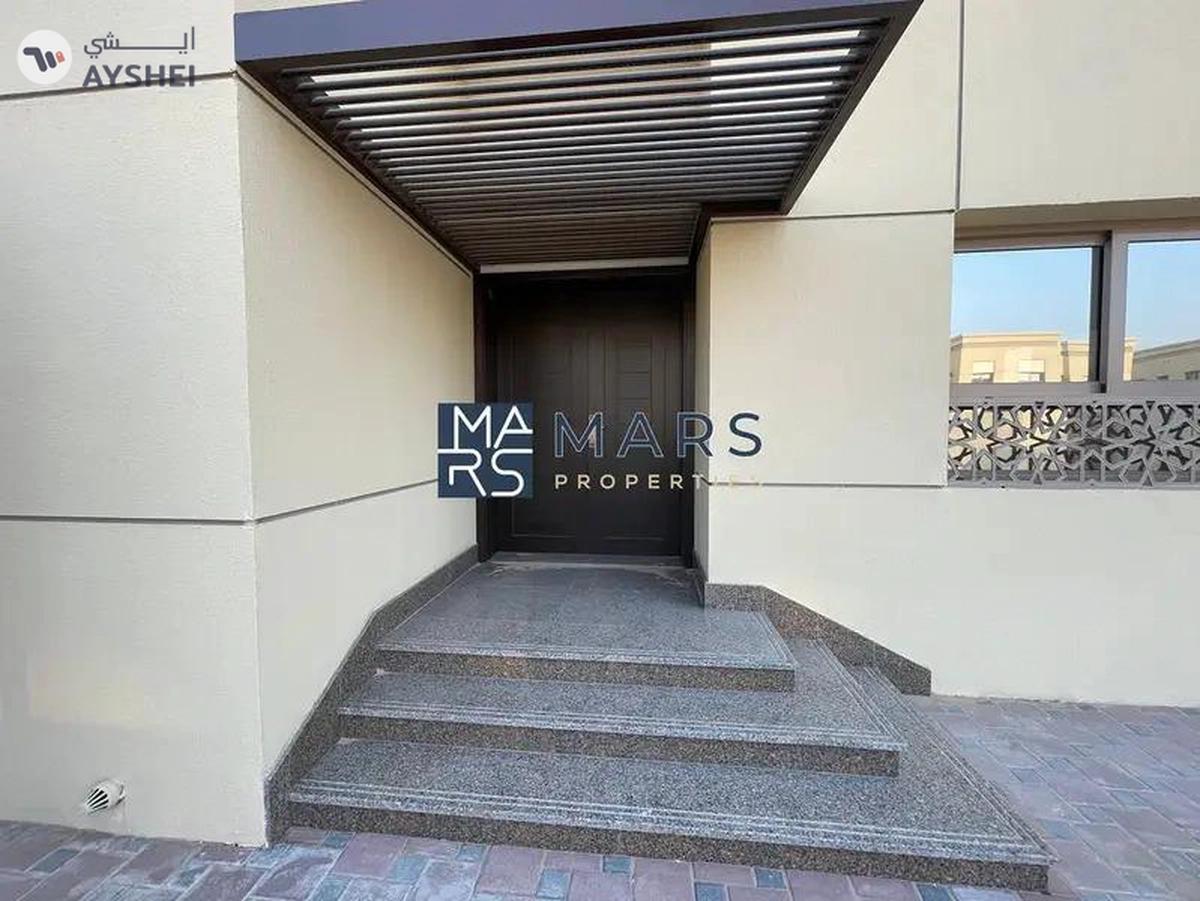 π Discover Luxury Living in Sharjah Garden City - A Majestic 5-Bedroom Villa Awaits You! π-25-25