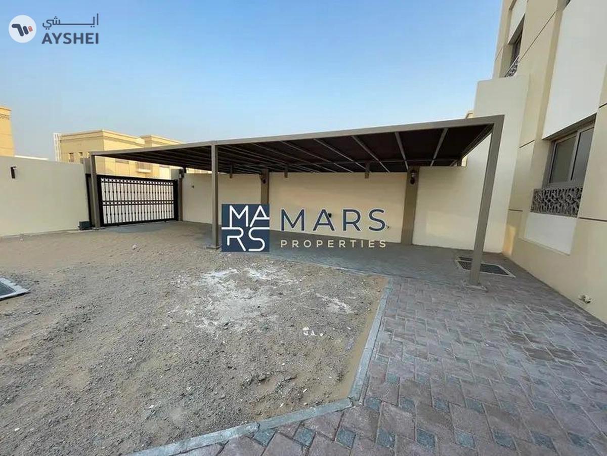 π Discover Luxury Living in Sharjah Garden City - A Majestic 5-Bedroom Villa Awaits You! π-29-29