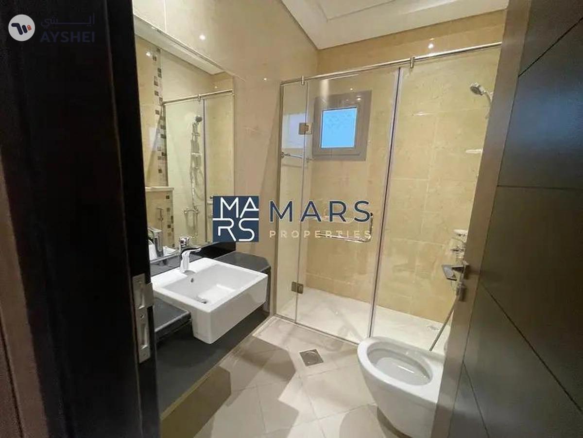 π Discover Luxury Living in Sharjah Garden City - A Majestic 5-Bedroom Villa Awaits You! π-1-landscape