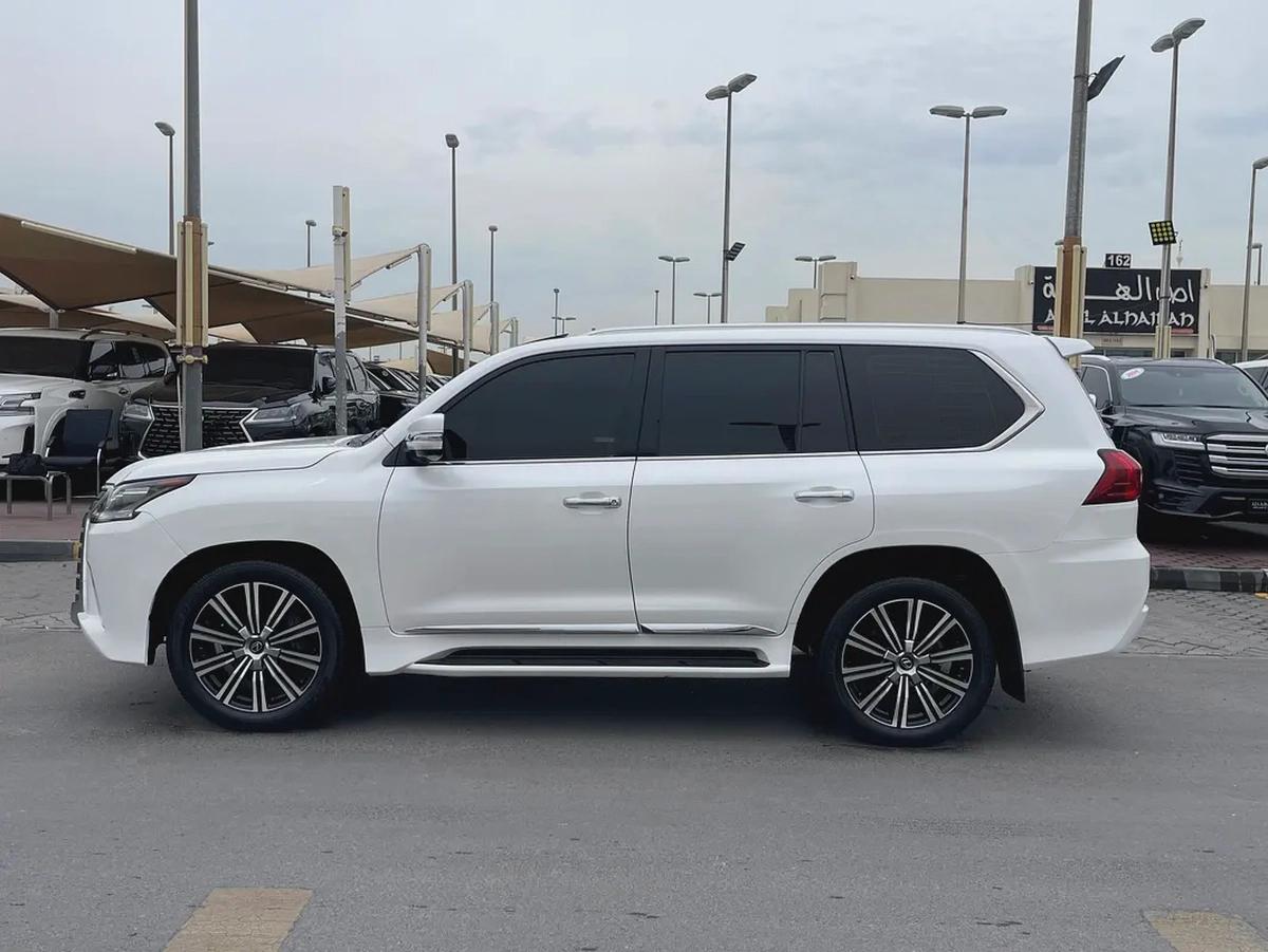 الشارقه سوق الحراج معرض اصل الهيبه رقم 162-3-3