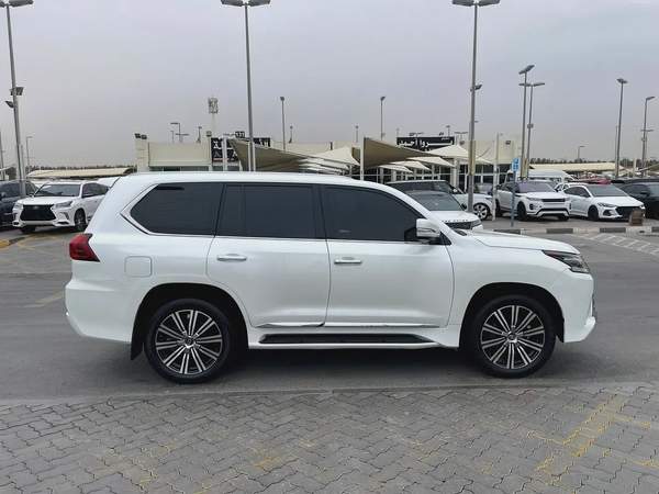 الشارقه سوق الحراج معرض اصل الهيبه رقم 162