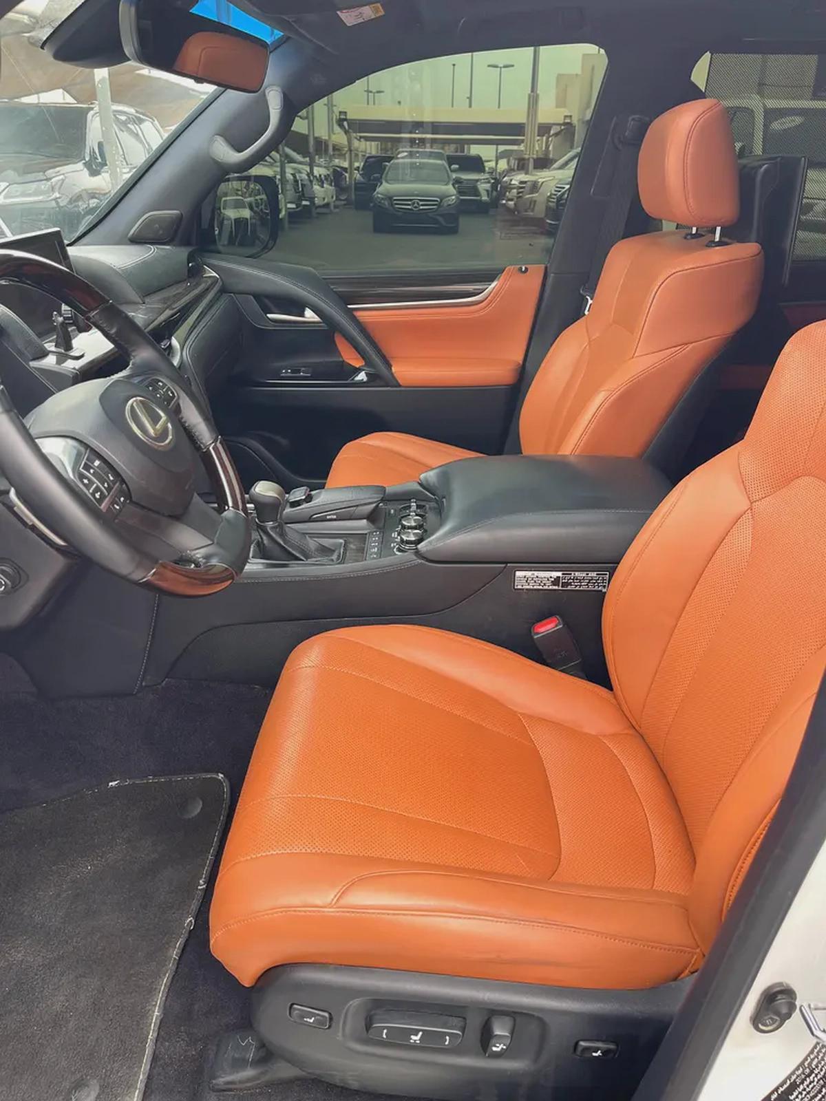 الشارقه سوق الحراج معرض اصل الهيبه رقم 162-11-11