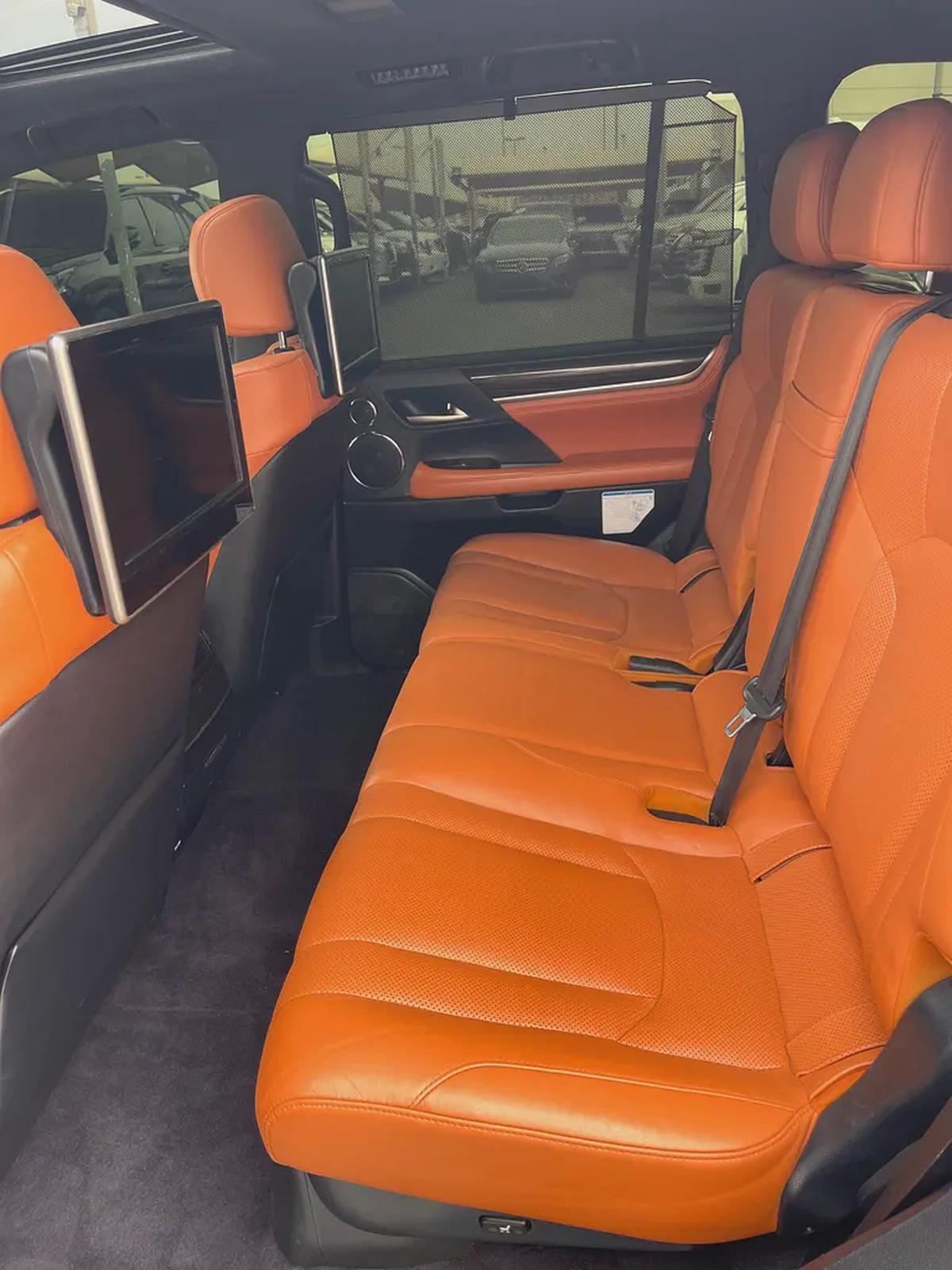 الشارقه سوق الحراج معرض اصل الهيبه رقم 162-13-13