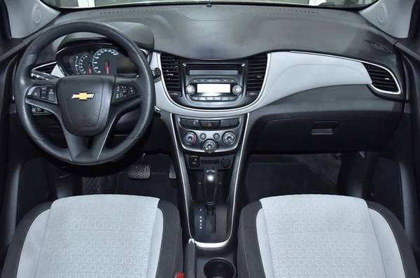 Chevrolet Trax LT ( 2019 Model ) in Brown / Beige Color GCC Specs