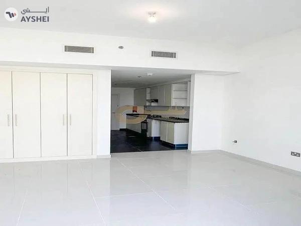 Large Studio | Fitted Kitchen | Park view