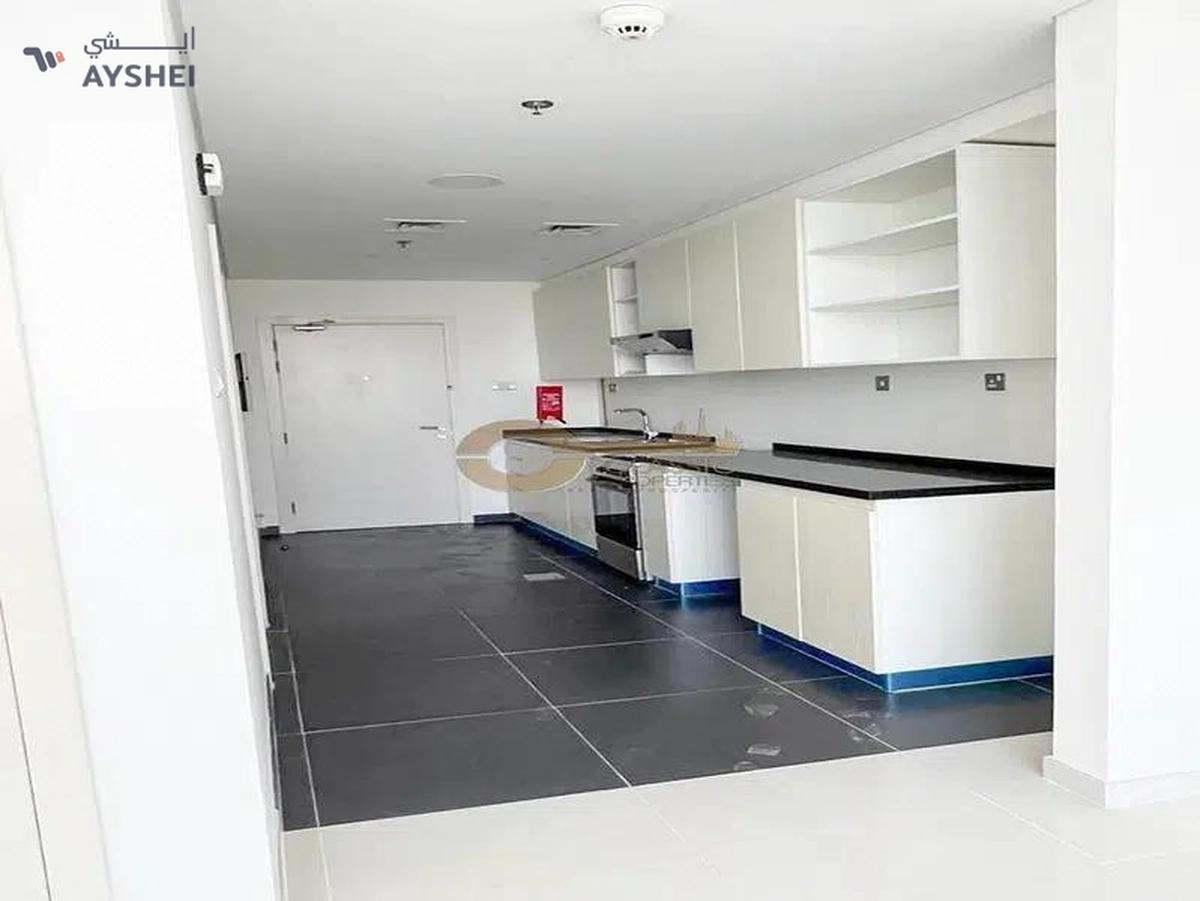 Large Studio | Fitted Kitchen | Park view-5-5